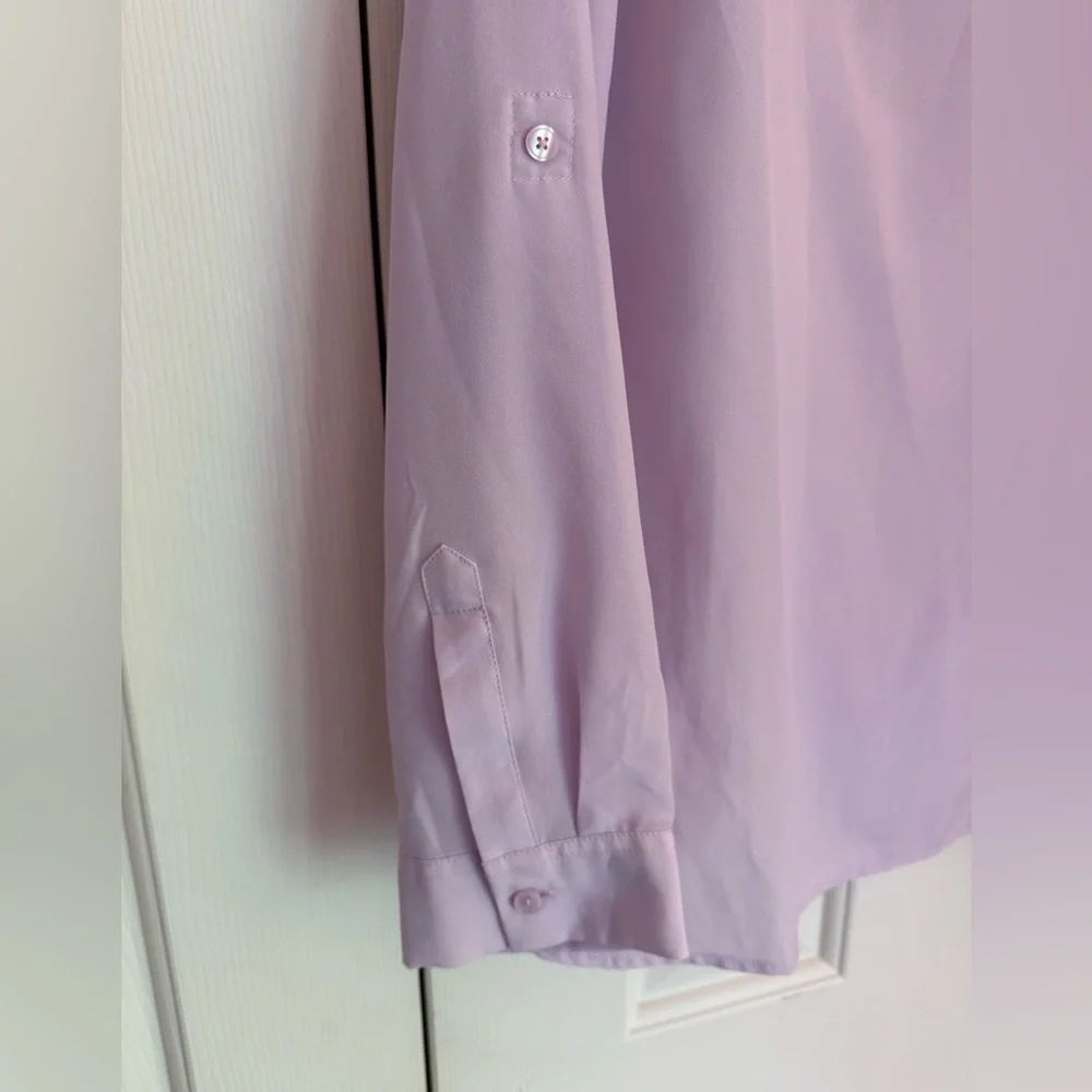 💜Talbots Lavender Women's V-neck Top Blouse Long Roll up Sleeves size small EUC - Picture 4 of 6